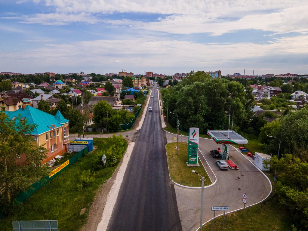 В июне был окончен ремонт улицы Серова (от ул. Комсомольская до ул.  Певомайская),улицы Дружбы (от ул. Западная до границ городского округа  «Город Йошкар-Ола»),Сернурского тракта, Оршанского шоссе (от  ул.Водопроводная до границ городского округа «